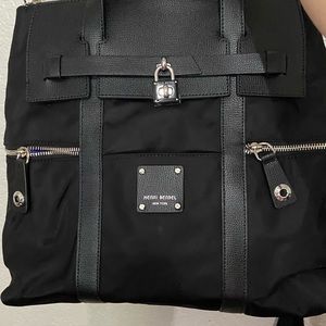 BNWT Henri Bendel Jetsetter Backpack